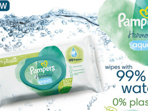 Protégez la peau délicate de votre bébé avec les lingettes Pampers Harmonie™ Aqua