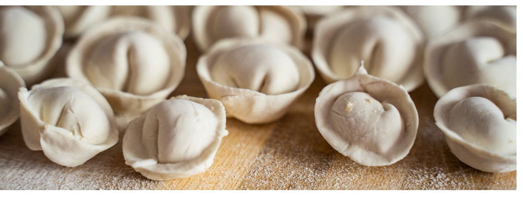 Les Pelmeni: Un Délice Slavo-Russe Traditionnel